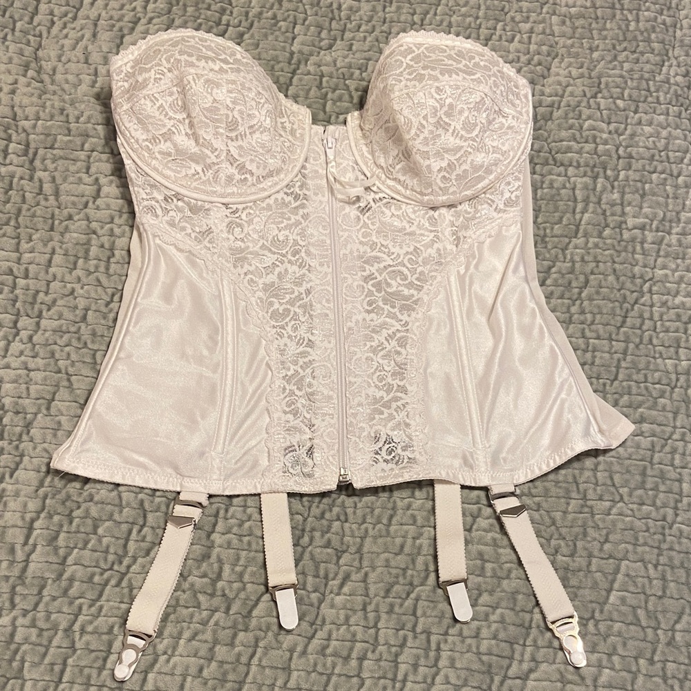 Vtg Lace/Mesh Friederick’s of Hollywood Bridal Corset w/ Removable Garter Straps